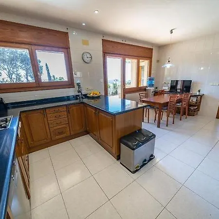 Preciosa Casa 2000 M2 Piscina Mar Barbacoa Felicidad Villa